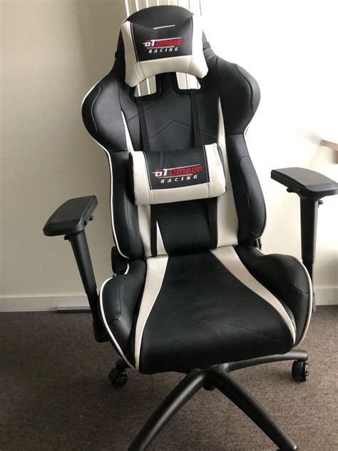 gt omega pro racing chair.